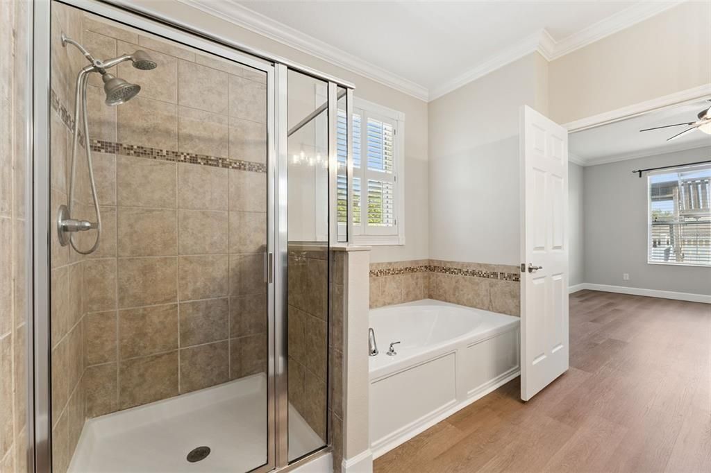 На продажу: $495,900 (4 спален, 2 ванн, 2515 Квадратных фут)
