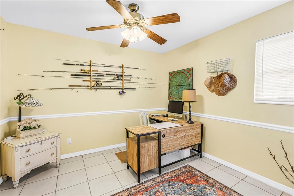 Active With Contract: $479,900 (3 beds, 1 baths, 1307 Square Feet)