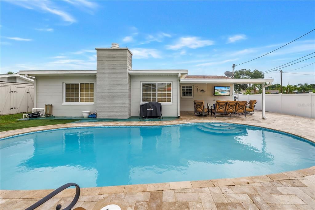 Active With Contract: $479,900 (3 beds, 1 baths, 1307 Square Feet)