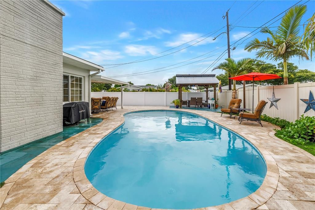 Active With Contract: $479,900 (3 beds, 1 baths, 1307 Square Feet)