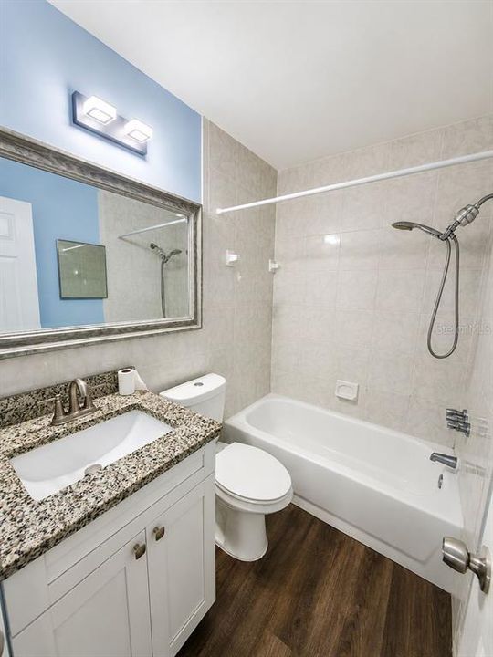 В аренду: $1,675 (2 спален, 1 ванн, 676 Квадратных фут)