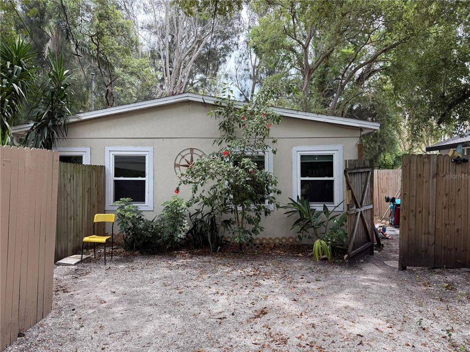En Venta: $487,000 (4 camas, 0 baños, 1375 Pies cuadrados)