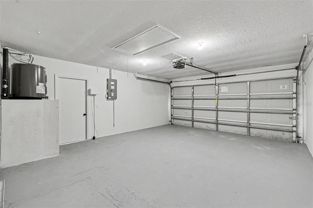 На продажу: $379,000 (3 спален, 2 ванн, 1607 Квадратных фут)