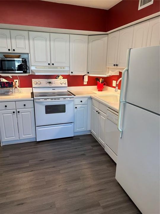 En Venta: $149,000 (2 camas, 2 baños, 1100 Pies cuadrados)