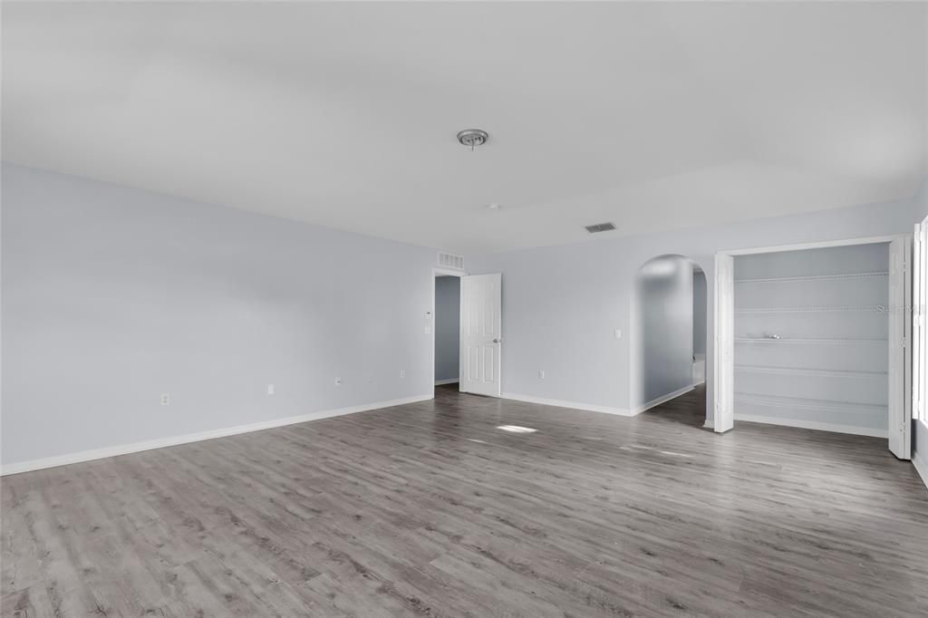 На продажу: $349,900 (4 спален, 3 ванн, 2992 Квадратных фут)