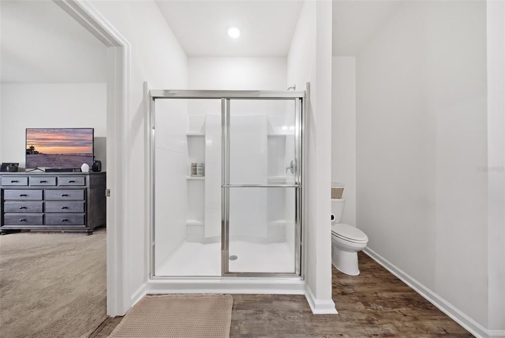 : $340,000 (4 спален, 2 ванн, 1806 Квадратных фут)