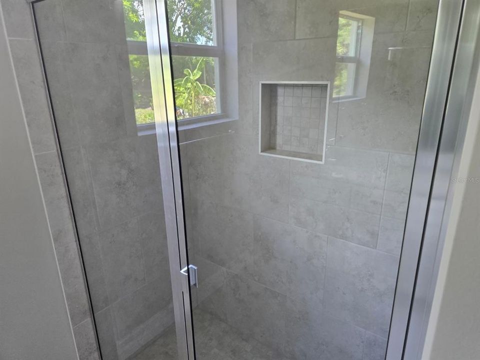 В аренду: $2,000 (3 спален, 2 ванн, 1615 Квадратных фут)