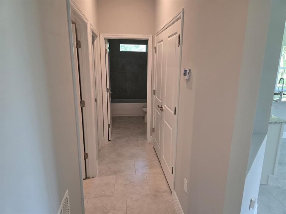 В аренду: $2,000 (3 спален, 2 ванн, 1615 Квадратных фут)