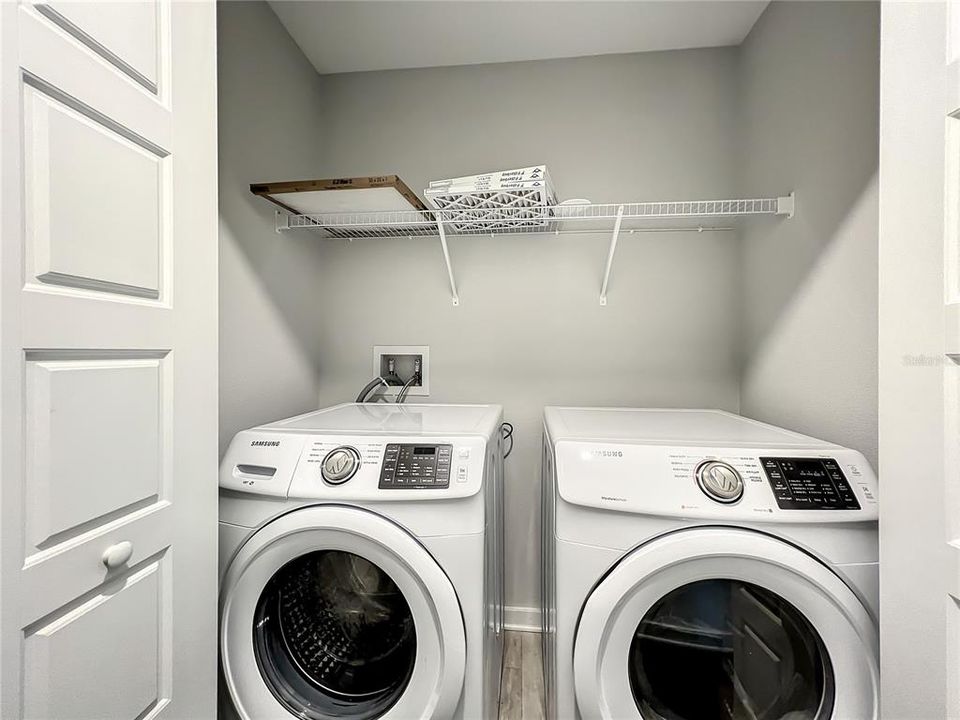 В аренду: $2,600 (3 спален, 2 ванн, 1716 Квадратных фут)