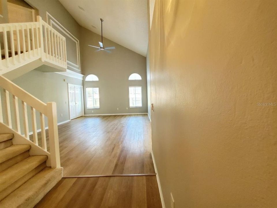 For Rent: $2,300 (4 beds, 2 baths, 1820 Square Feet)