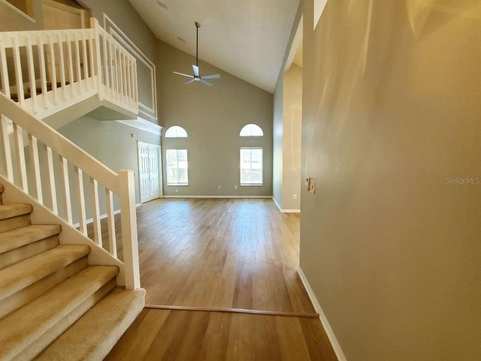 For Rent: $2,300 (4 beds, 2 baths, 1820 Square Feet)