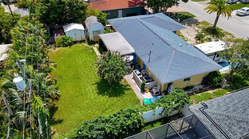 Под контрактом: $289,000 (2 спален, 2 ванн, 1252 Квадратных фут)