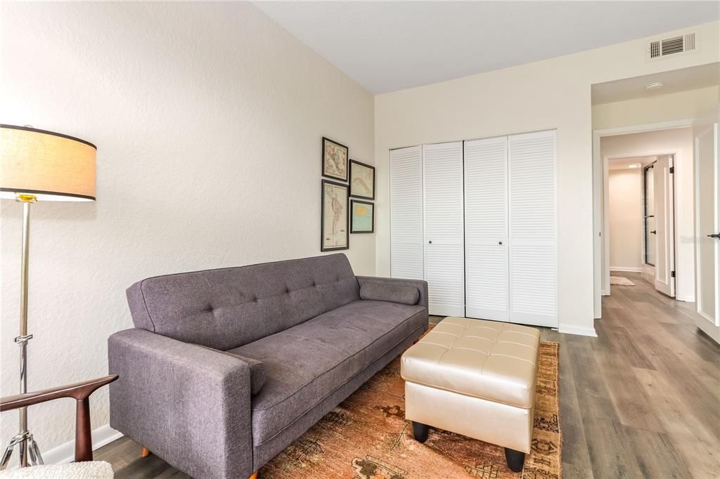 En Venta: $675,000 (2 camas, 2 baños, 1403 Pies cuadrados)