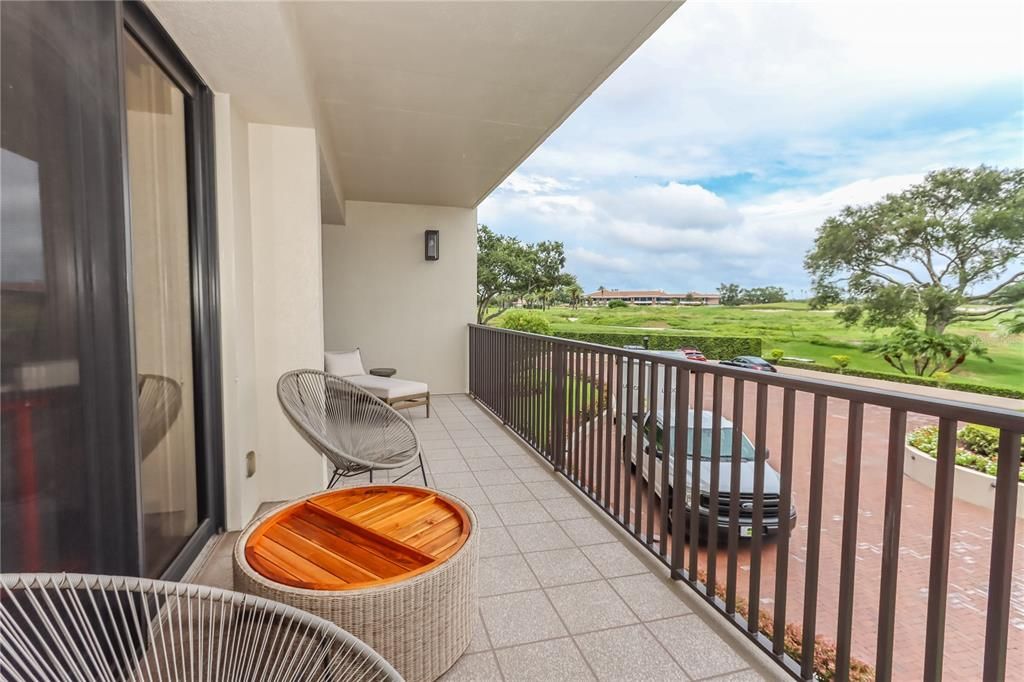 En Venta: $675,000 (2 camas, 2 baños, 1403 Pies cuadrados)