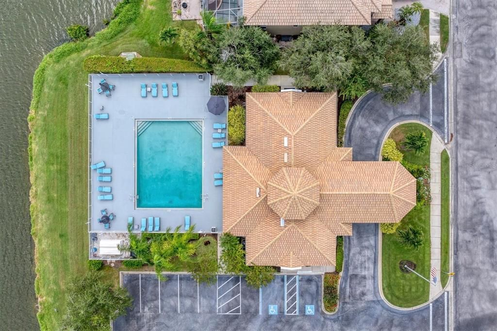 En Venta: $775,000 (4 camas, 3 baños, 2930 Pies cuadrados)