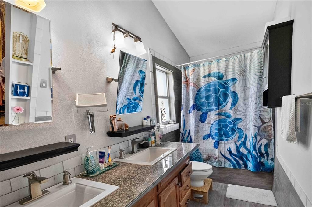 En Venta: $425,000 (3 camas, 2 baños, 1525 Pies cuadrados)