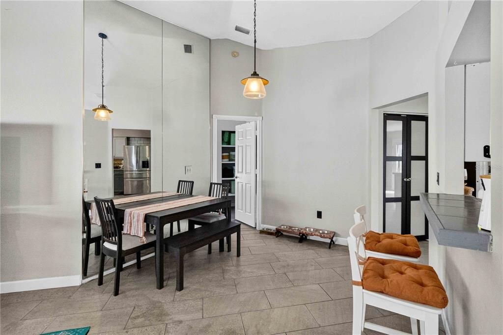En Venta: $425,000 (3 camas, 2 baños, 1525 Pies cuadrados)