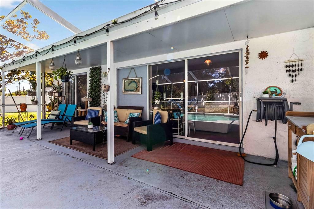 En Venta: $425,000 (3 camas, 2 baños, 1525 Pies cuadrados)