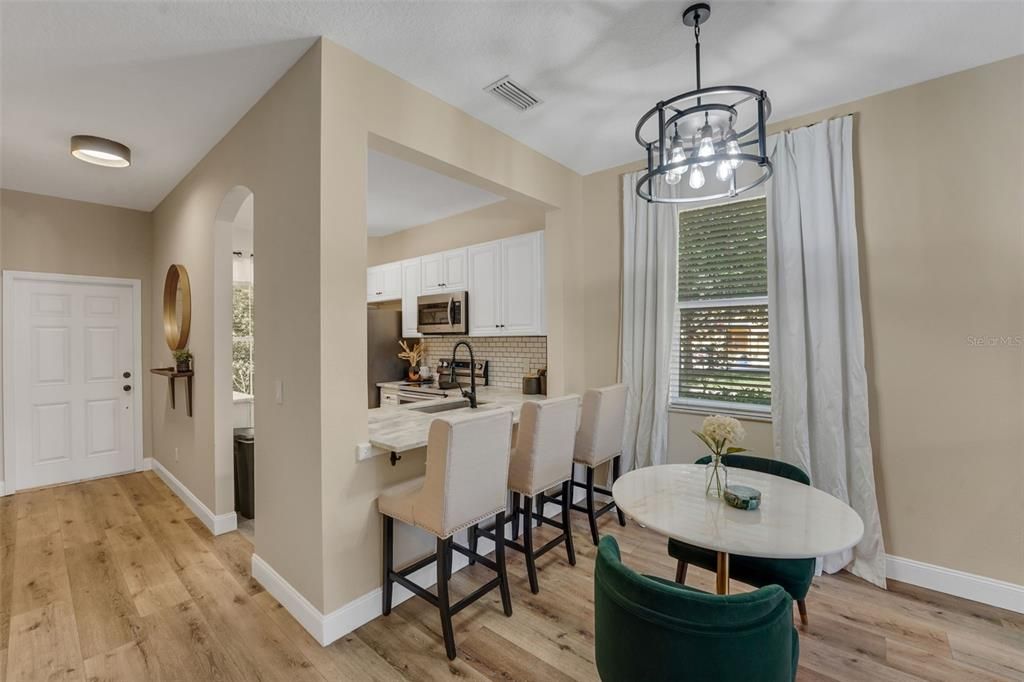 For Sale: $349,000 (3 beds, 2 baths, 1409 Square Feet)
