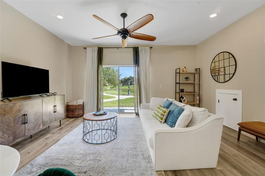 For Sale: $349,000 (3 beds, 2 baths, 1409 Square Feet)