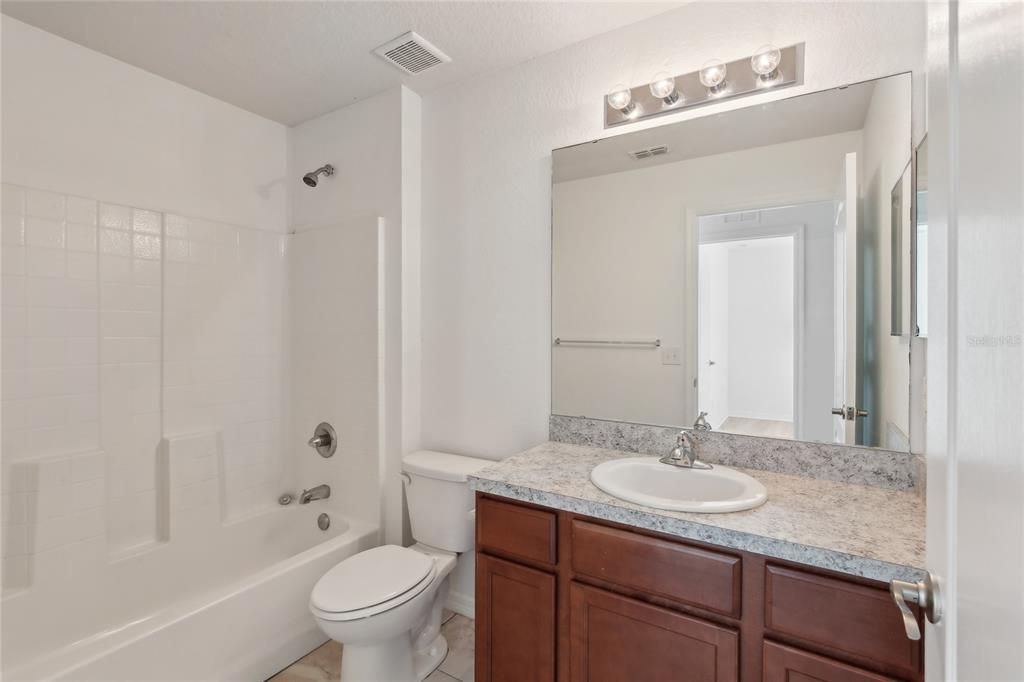 В аренду: $1,895 (3 спален, 2 ванн, 1538 Квадратных фут)