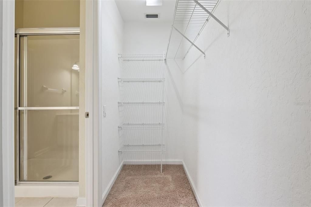 На продажу: $375,000 (3 спален, 3 ванн, 2059 Квадратных фут)