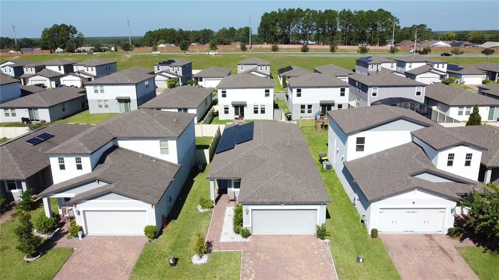 На продажу: $325,000 (4 спален, 2 ванн, 1688 Квадратных фут)
