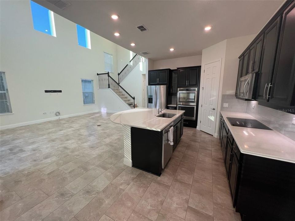 For Rent: $4,900 (4 beds, 3 baths, 2484 Square Feet)