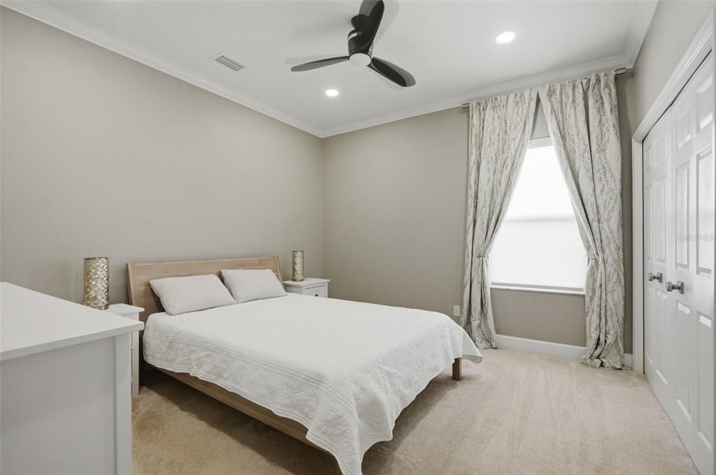 En Venta: $1,500,000 (6 camas, 3 baños, 3470 Pies cuadrados)