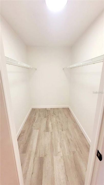 На продажу: $299,500 (3 спален, 2 ванн, 1322 Квадратных фут)