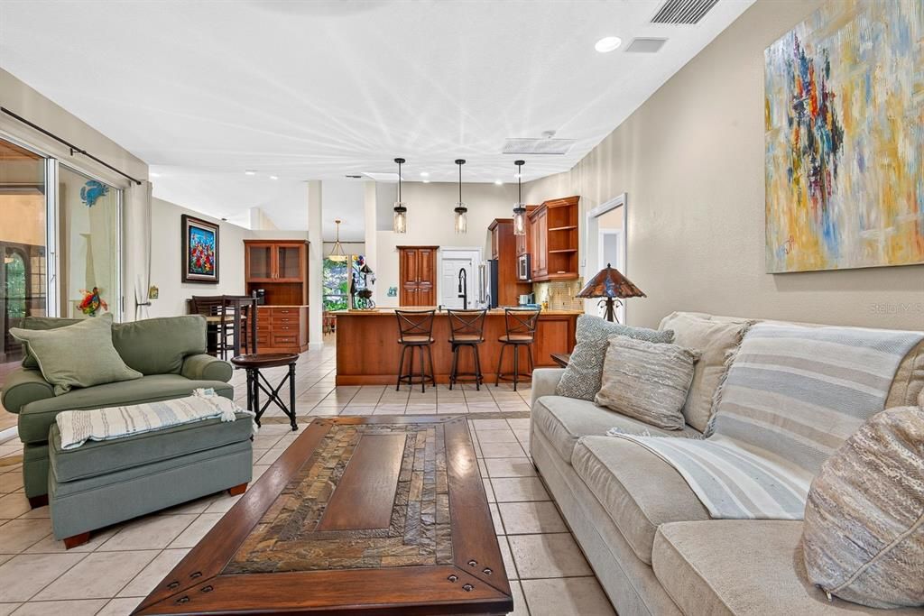 For Sale: $575,000 (3 beds, 2 baths, 2129 Square Feet)