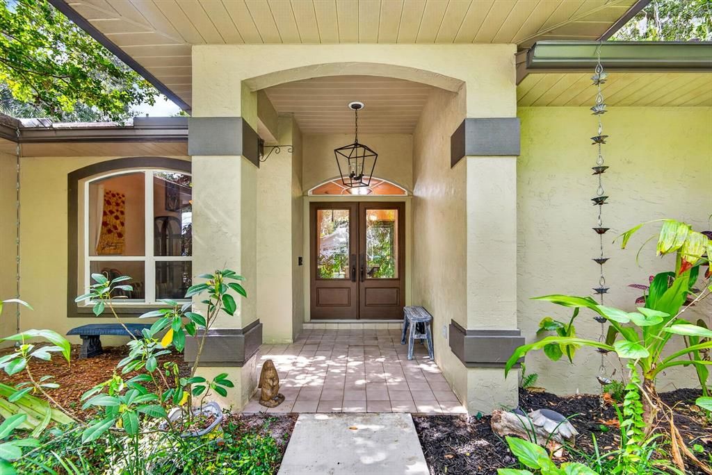 For Sale: $575,000 (3 beds, 2 baths, 2129 Square Feet)
