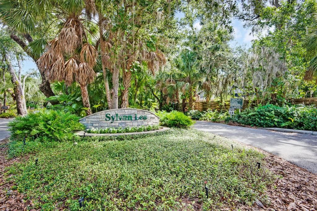 For Sale: $575,000 (3 beds, 2 baths, 2129 Square Feet)
