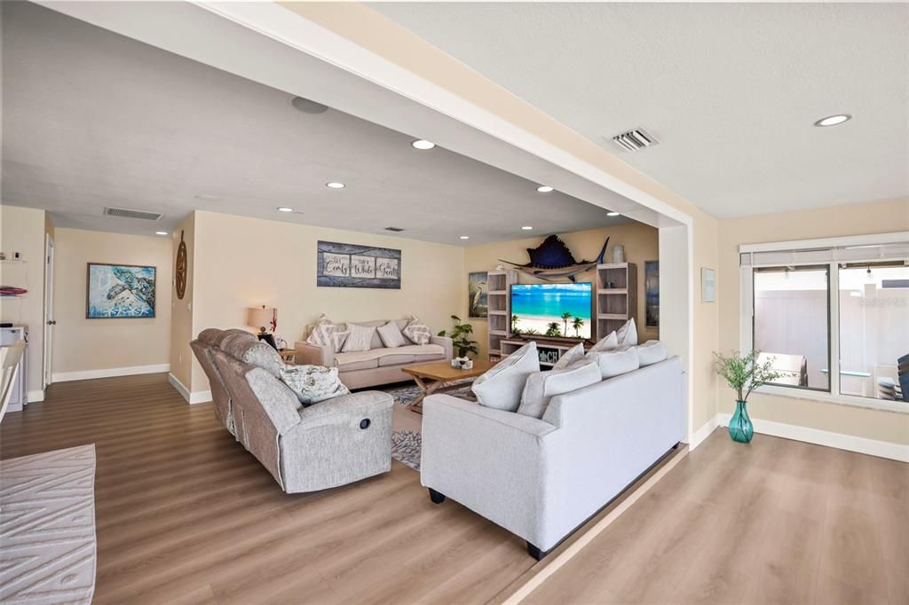 For Sale: $1,679,900 (3 beds, 2 baths, 2342 Square Feet)