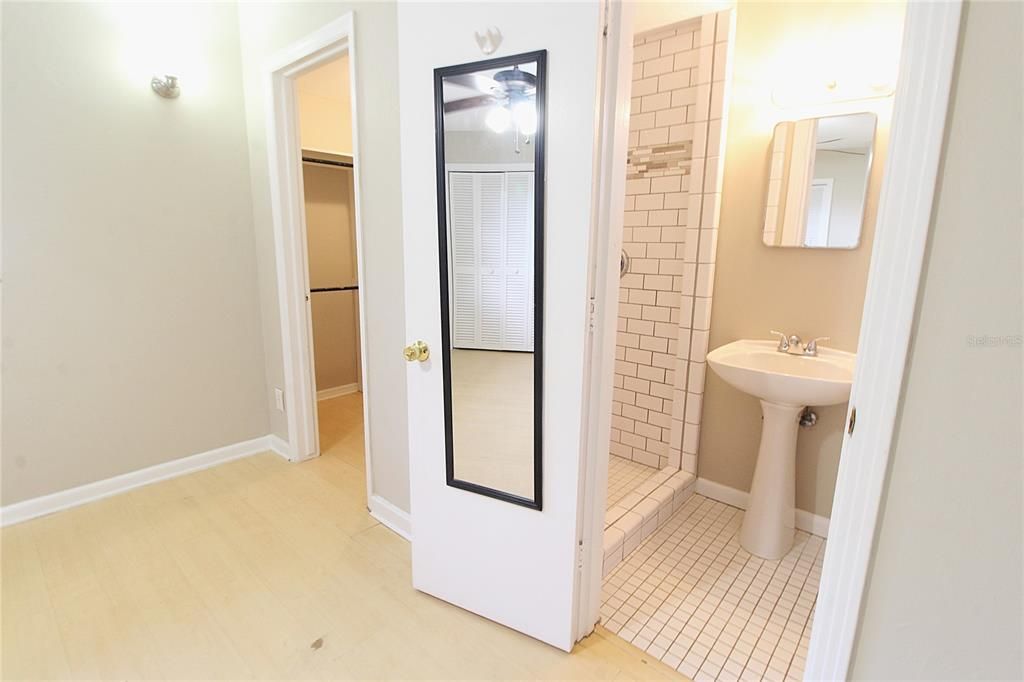 В аренду: $2,700 (3 спален, 3 ванн, 1737 Квадратных фут)