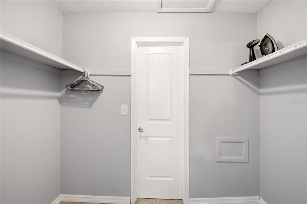For Sale: $266,500 (2 beds, 2 baths, 1336 Square Feet)