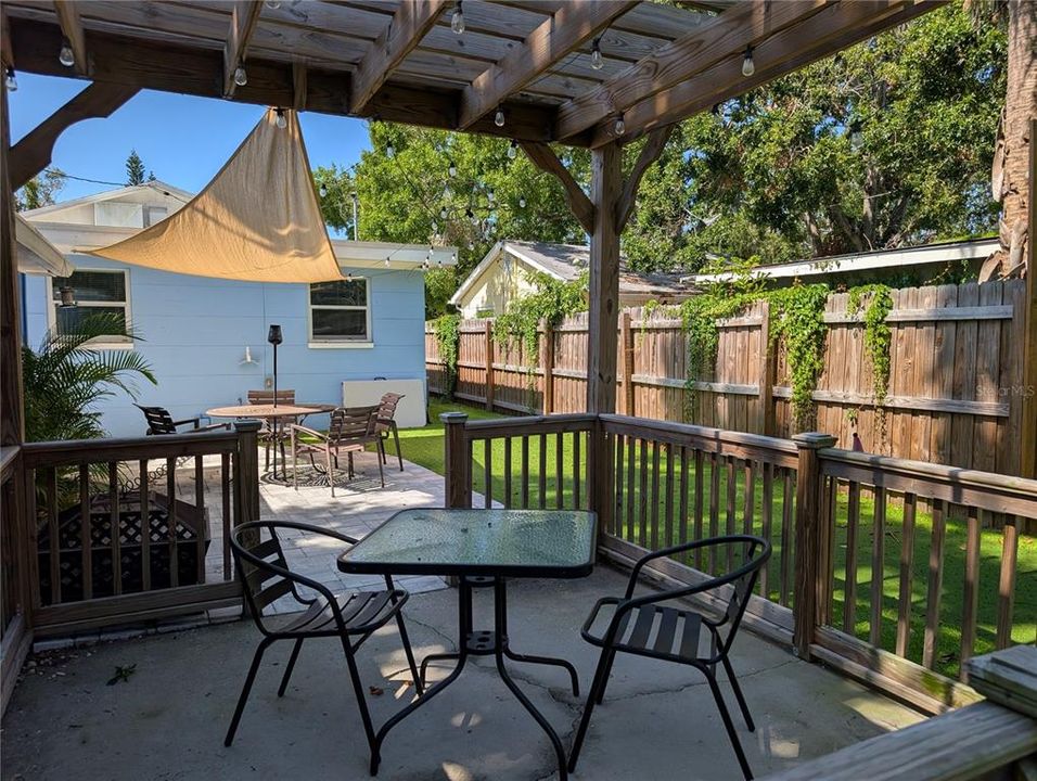 Active With Contract: $3,200 (3 beds, 2 baths, 1198 Square Feet)