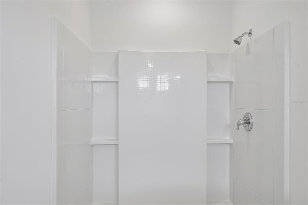 На продажу: $350,000 (3 спален, 2 ванн, 1648 Квадратных фут)
