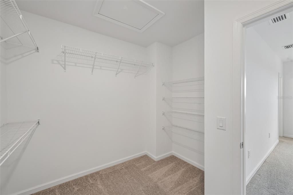 На продажу: $350,000 (3 спален, 2 ванн, 1648 Квадратных фут)