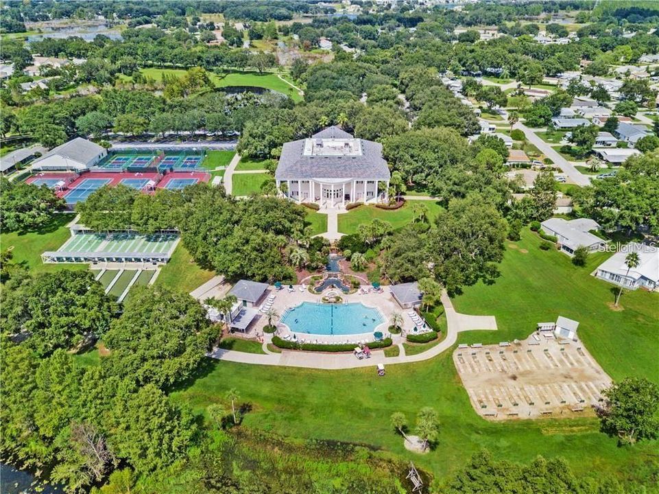 На продажу: $310,000 (3 спален, 2 ванн, 1824 Квадратных фут)