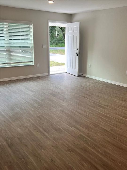 For Rent: $1,400 (2 beds, 2 baths, 984 Square Feet)