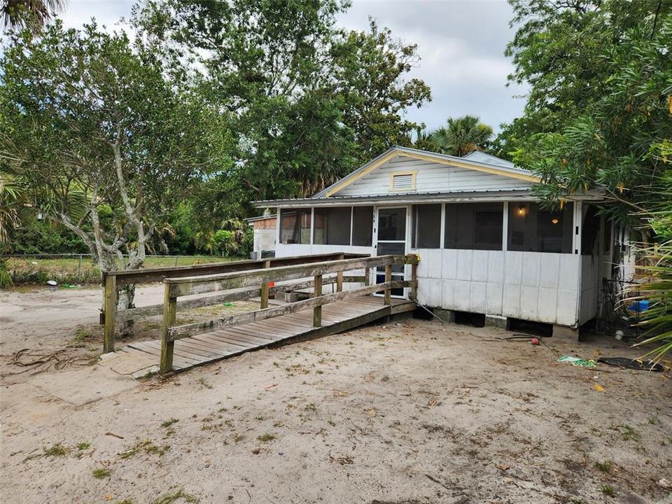 En Venta: $249,900 (2 camas, 1 baños, 1104 Pies cuadrados)