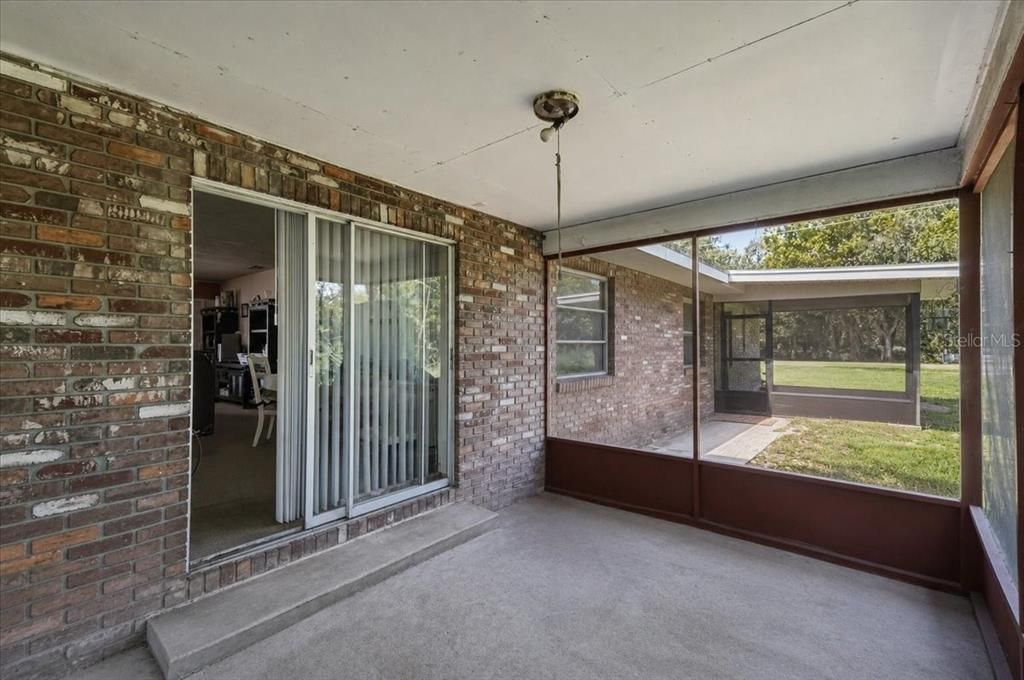 For Sale: $295,000 (4 beds, 0 baths, 1697 Square Feet)