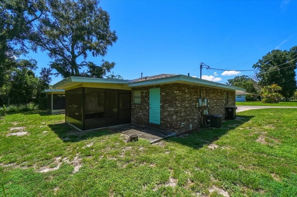 For Sale: $295,000 (4 beds, 0 baths, 1697 Square Feet)