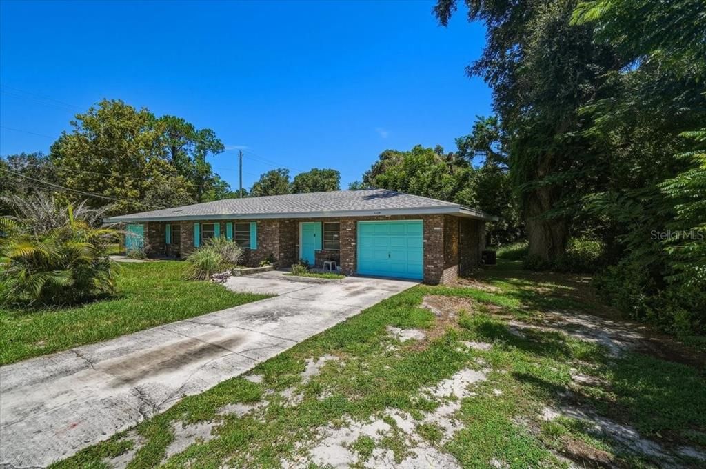 For Sale: $295,000 (4 beds, 0 baths, 1697 Square Feet)