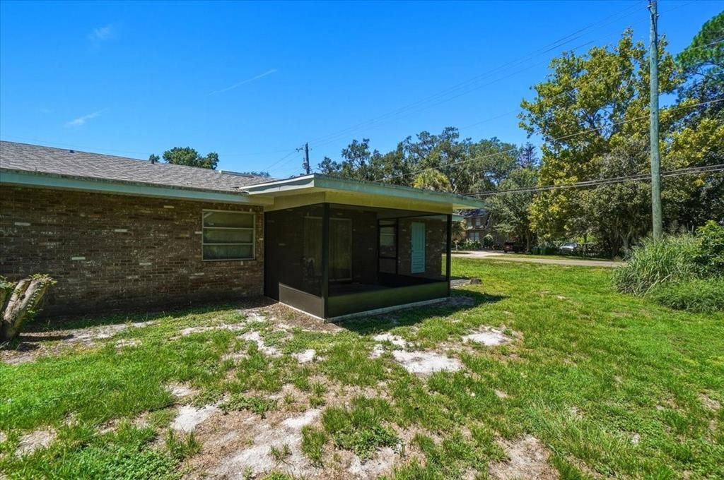 For Sale: $295,000 (4 beds, 0 baths, 1697 Square Feet)