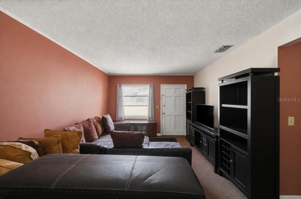 For Sale: $295,000 (4 beds, 0 baths, 1697 Square Feet)
