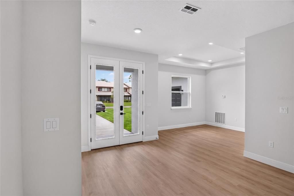 На продажу: $399,900 (4 спален, 3 ванн, 2406 Квадратных фут)