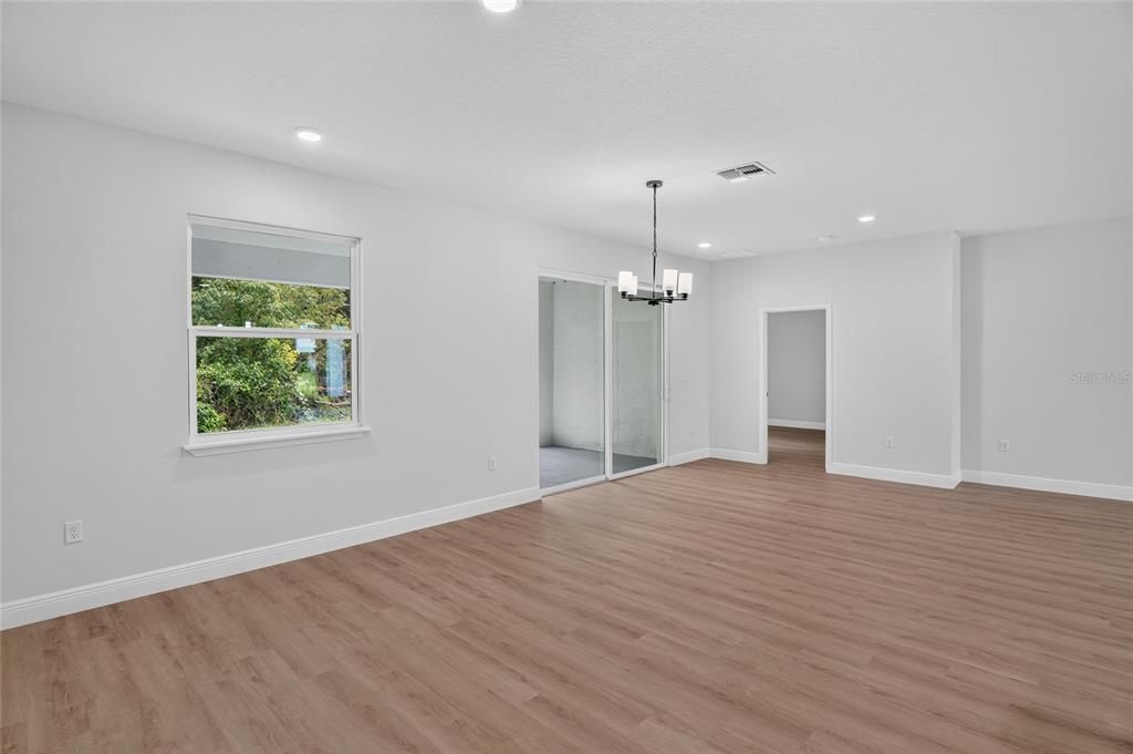 На продажу: $399,900 (4 спален, 3 ванн, 2406 Квадратных фут)