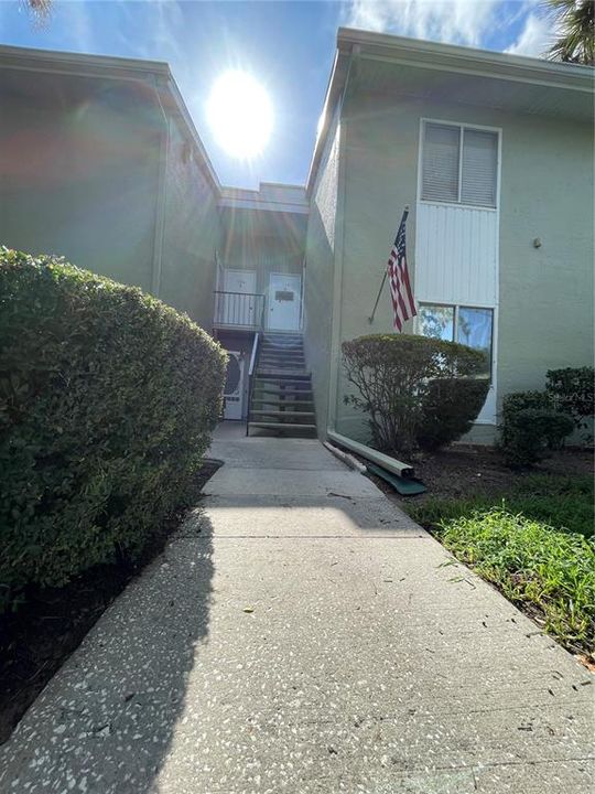 For Sale: $125,000 (2 beds, 1 baths, 764 Square Feet)